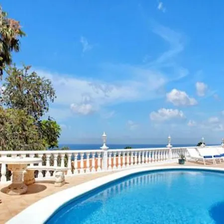 House Carla Private Pool Heated Vila *