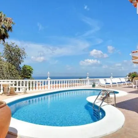 House Carla Private Pool Heated