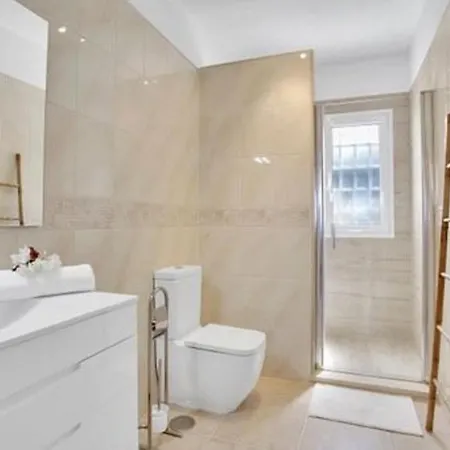 House Carla Private Pool Heated 别墅 圣地亚哥港