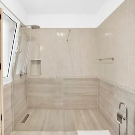 House Carla Private Pool Heated * 圣地亚哥港